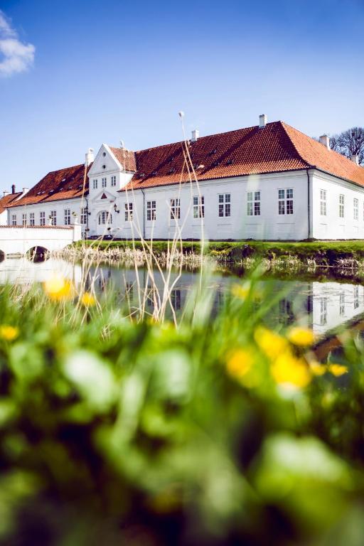 Store Restrup Manor House 외부 사진